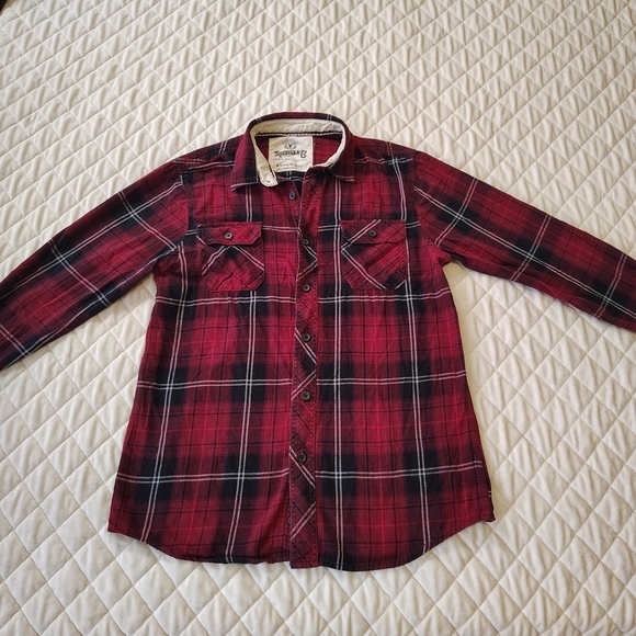 roebuck & co Other - Roebuck & Co Men's Red Plaid Casual Button-Down Shirt Size M.